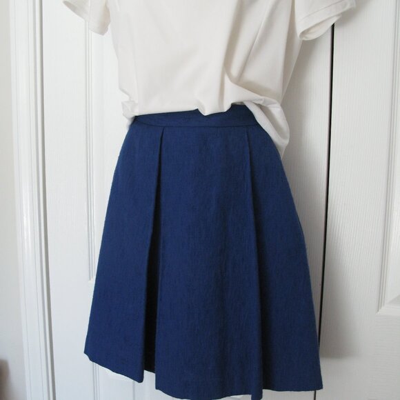 BROOKS BROTHERS - Red Fleece Pleated A-Line blue boucle skirt - Picture 4 of 16